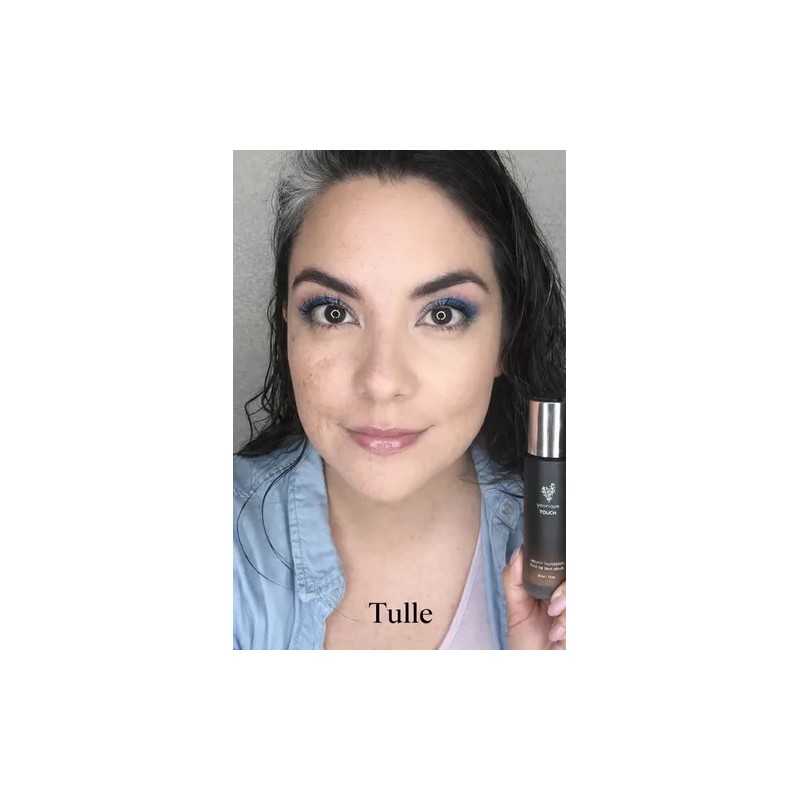 Base De Maquillaje Liquida Con Serum + Touch Younique