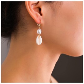 Aneneiceera Vintage Shell Pearl Earrings Long Gold Seashell Drop Earrings Pearl Dangle Earrings Boho Ocean Shell Earrings Jewelry for Women and Girls