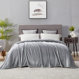 DREAMNINE Extra Large Soft Comfy Fluffy Fleece Bed Blanket King Size 90" x 108", Luxury Decorative Fuzzy Blanket for Women Girl, Big Cozy Gray Shaggy Warm Flannel Blankets for Winter Autumn Pets, Grey