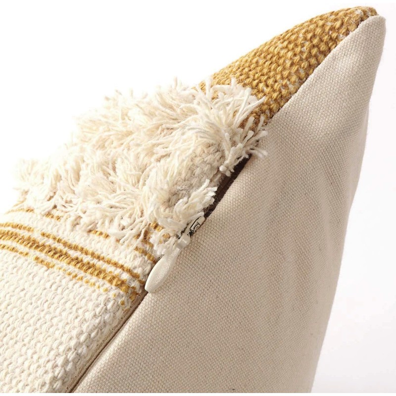 MOCOFO 45x45cm 2 Pieces Decorative Boho Pillowcase Tufted Tassel Pillow