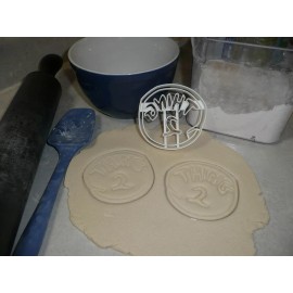 AJT THING 2 DR SEUSS CAT IN THE HAT THING 1 FRIEND TWIN COOKIE CUTTER USA PR2427