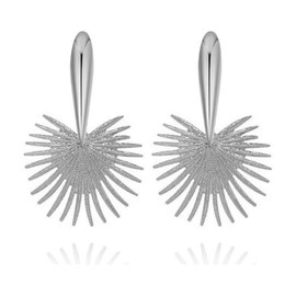 MALOYANVE Heart Dangle Earrings Studs Gold Star Statement Earrings Flower Geometric Exaggerated Earrings Punk Minimalist Ear Jewelry for Women (Silver Heart 2)