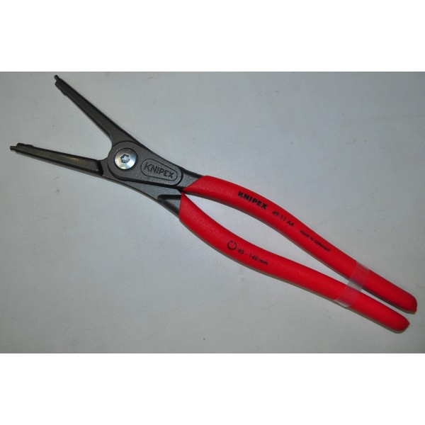 Knipex Precision Circlip Pliers to assemble external circlips on shafts