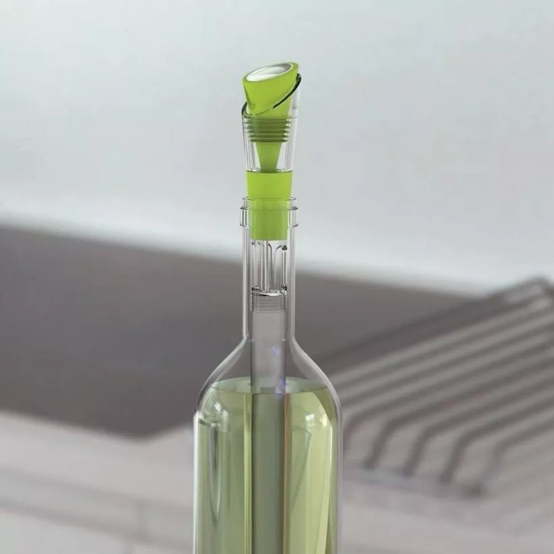 Host CHILL Cooling Pour Spout in GREEN. Cool, Pour &
