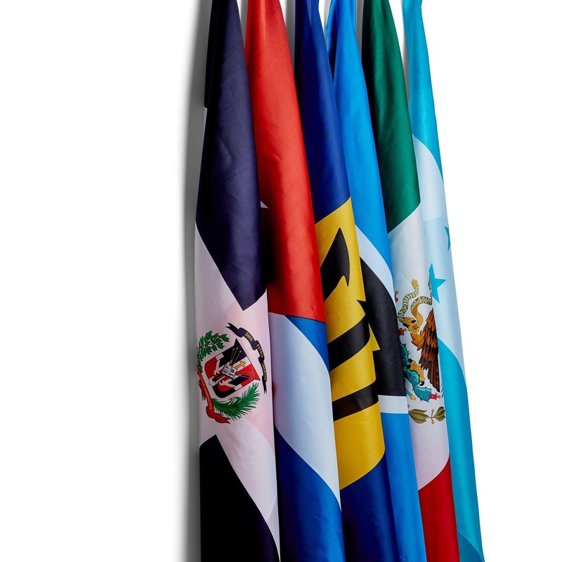 Runesol Grenada Flag, 91x152cm, 3ft x 5ft, 4 Grommets, Eyelet