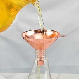 A Set of 3pcs Rose Gold Stainless Steel Durable Funnels for Filling Bottles Kitchen Canning Funnel Essential Oils Liquid Ingredients Powder