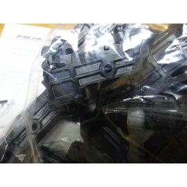 YAZ  7158-7173-30 Qty of 130 per Lot CONN