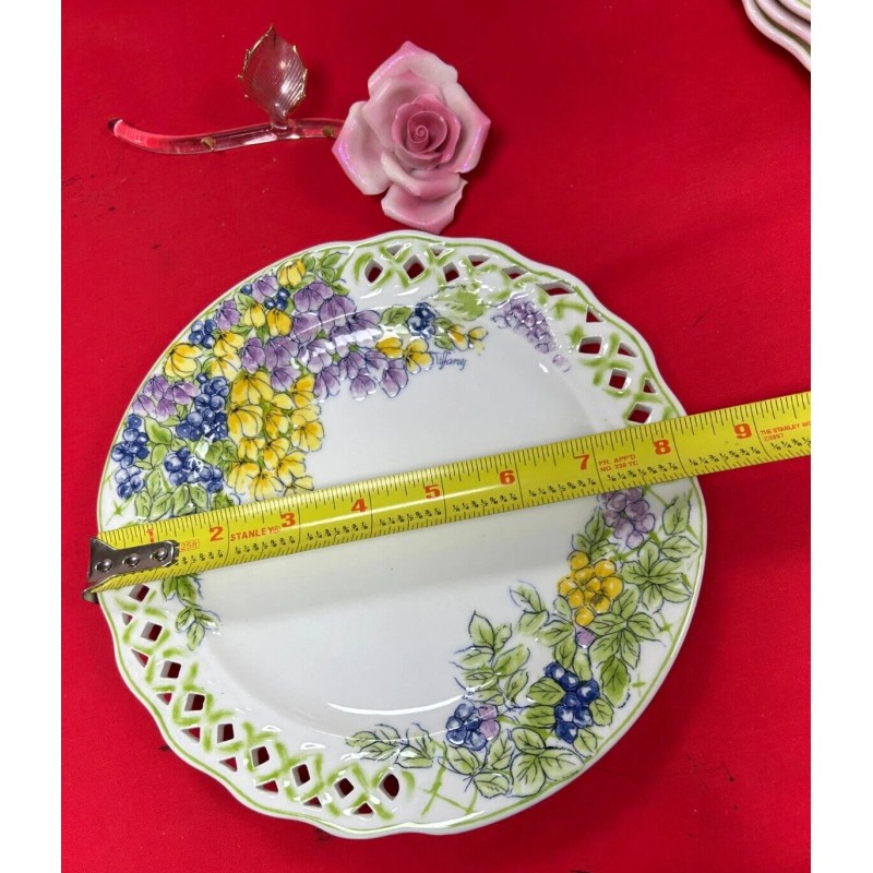 Tiffany & Co. NEW-Vtg-Brunelli "Tiffany"- 8 1/4 inches Dinner plate-Made