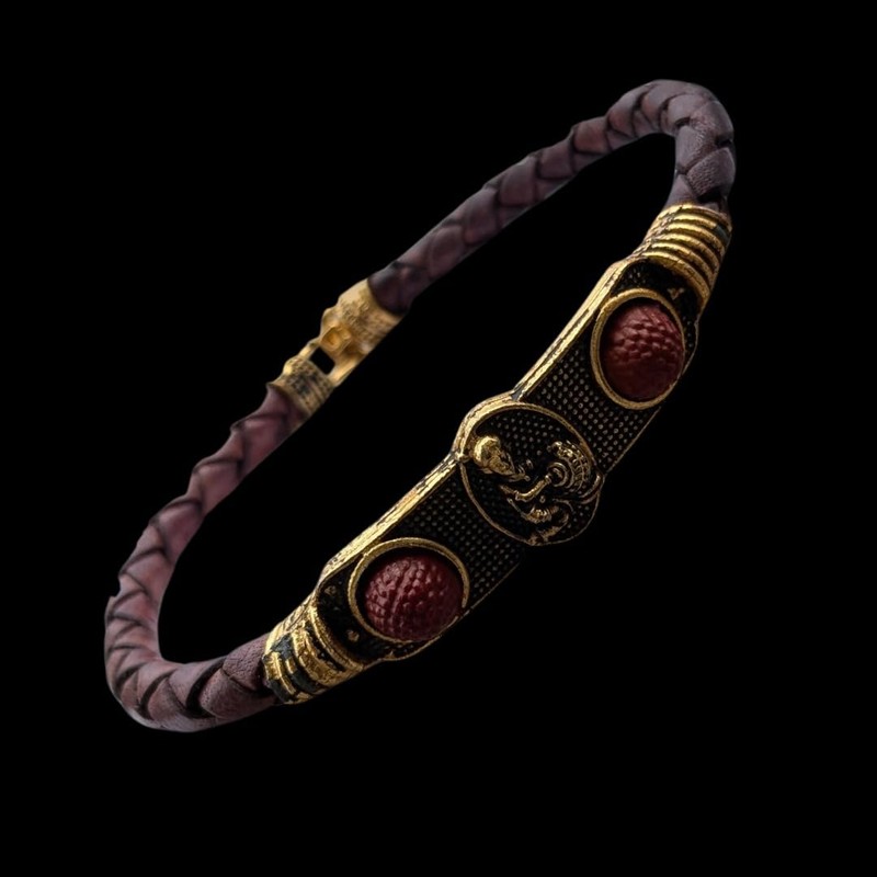 HG TECHNO SERVICES Handmade Shree Krishna Bracelet Men's Golden Religious
