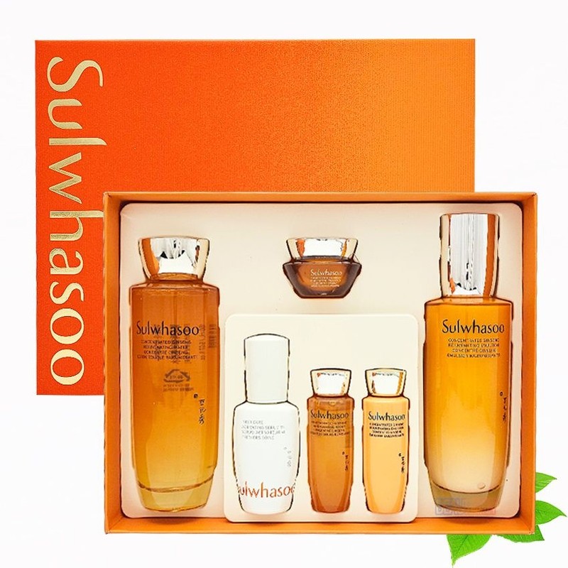 Sulwhasoo Concentrated Ginseng Renewing 2 Type Special Set / 설화수