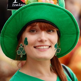 4/6Pairs St. Patrick's Day Earrings for Women, Beaded Shamrock Lucky Green Leaf Earring for Layered Tassel Irish Holiday Jewelry Gift (Style A)