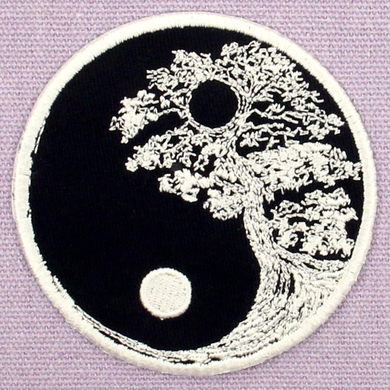 ZEGINs Buddhist Zen Yin Yang Tree Patch Embroidered Applique Iron