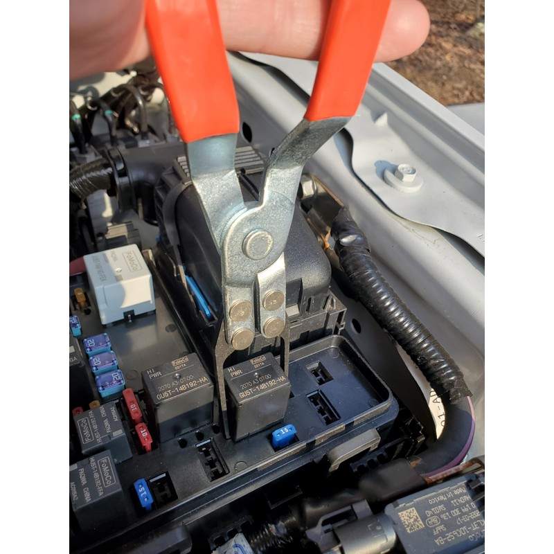 Sound Troubleshooting Automotive Relay Tester with Relay Puller - 12V