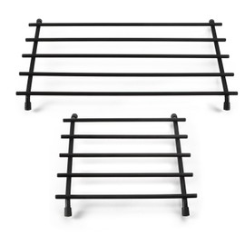 com-four® 2-teiliges Edelstahl Topfuntersetzer-Set mit Gummifüßen - rutschfeste Unterlage - hitzebeständige Untersetzer für Topf, Pfanne und Auflaufform