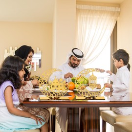 COCHIE Acrylic Eid Mubarak Ramadan Kareem Decorations Eid Table Sign Moon Hollow Star Freestanding Table Centrepiece Hanging Ornaments Table Decoration for Muslim Islam Table Decoration