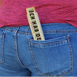 Wooden Ruler with Funny Saying "Ich hab den Längsten!" Ruler The Size Matters Not Only for Rulers but also in Other Areas