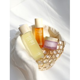 Guyrang 3-piece set (vitamin C toner 130ml + anti-aging essence 50ml + moisturizing cream 50ml) / 가이랑 3종세트 (비타민C 토너 130ml + 안티에이징 에센스 50ml + 수분크림 50ml)