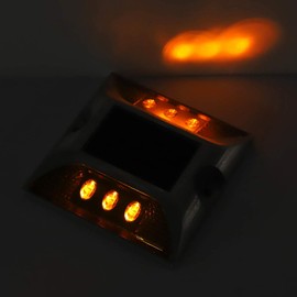 Solar Driveway Lights, Solar Power Ground Marker Lights Waterproof Outdoor Driveway Road Highway Spike Lamp, Outdoor Driveway Road Stud Lamp, Solar Deck Lights (Yellow)