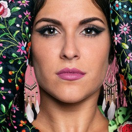 Feather Earrings for Women Girls Long Tassel Feather Dangle Earrings Vintage Multicolor Boho Beaded Tassel Earrings Jewelry Gifts (black)