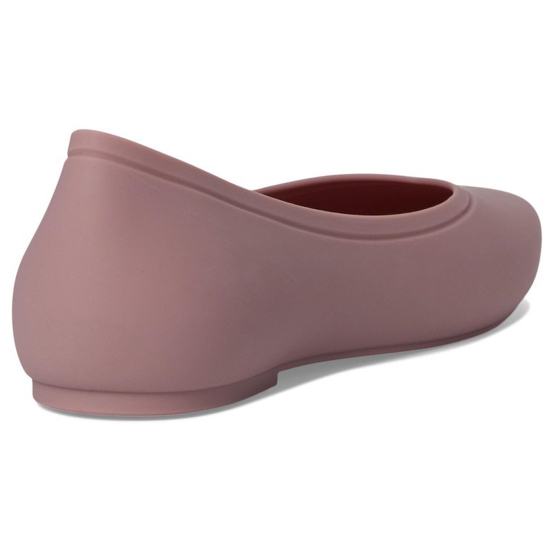 Crocs Women Brooklyn Pointed Flat, Cassis 7 Medium