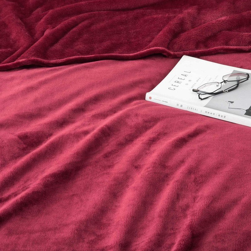 MOONLIGHT20015 Fleece Blanket Throws for Sofas - 400 GSM Burgundy