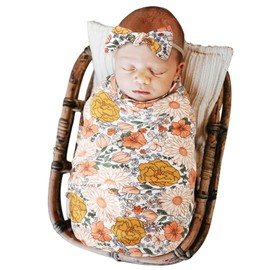 BQUBO Baby Girl Newborn Receiving Blanket with Bow Hat Headband Wooden Birth Announcement Card Set Baby Floral Print Nursery Swaddle Wrap