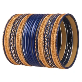 Touchstone Colección de 2 docenas de pulseras indias de Bollywood de aleación de metal texturizado de color joyería de diseño especial de tamaño grande, juego de pulseras de 24 pulgadas, tono dorado para mujer, Sin gemas.