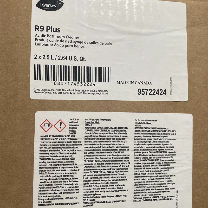 Diversey 2 Diversey R9 Plus Acidic Bathroom Surface Cleaner 95722424