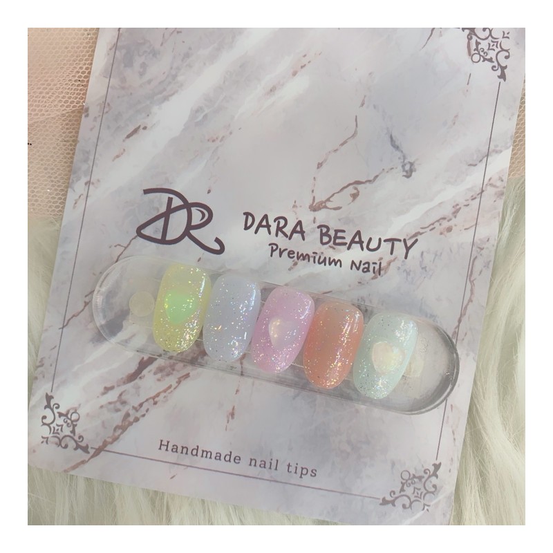 Next day delivery⭐Colorful heart nails⭐ / 다음날 발송⭐알록달록 하트네일⭐