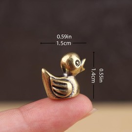 MHYGKTXRA 2pc Little Duck Ornament, Brass Statue Art Craft, Tea Pet, for Home Living Room Office Cafe Decor, Room Tabletop Display Entryway Decor