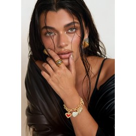 INNERDIVA Gold Heart Charm Bracelet for Women, 5 Unique Heart Pendants on Eco-Friendly Zinc Alloy Link Chain Jewelry Gifts