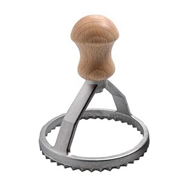 Eppicotispai Aluminum Round Ravioli Stamp with Beechwood Handle, 3-Inch