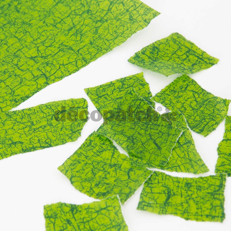 Décopatch - Ref C301O - Green & Black Cracked Effect
