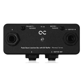One Control Minimal Series Pedal Board Junction Box with BJF Buffer/Junction Box with Buffer