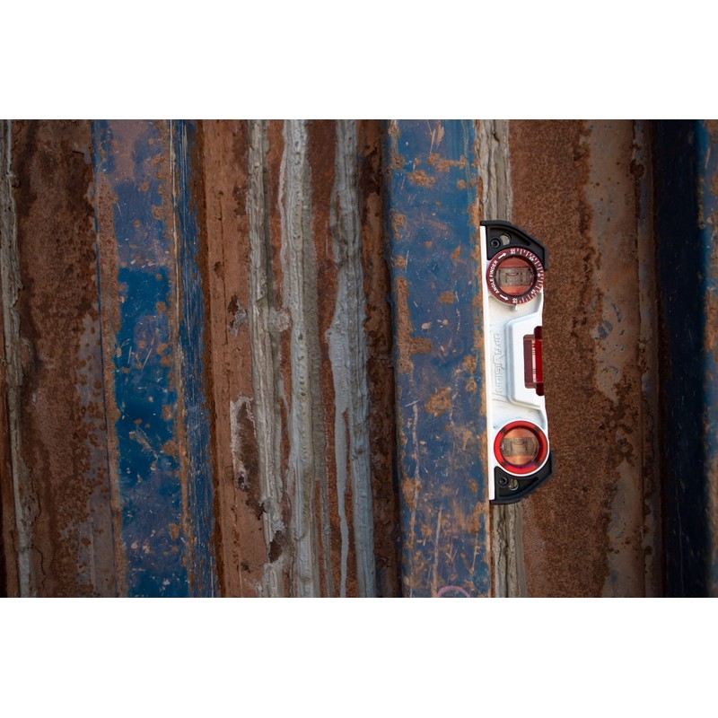 Kapro - 935 Magnetic Cast Red Torpedo Level - Features