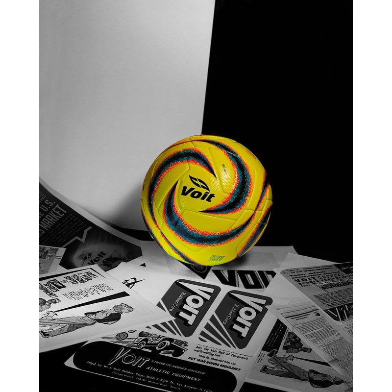 Voit Balón de Fútbol No. 5 Tempest FIFA Quality Pro