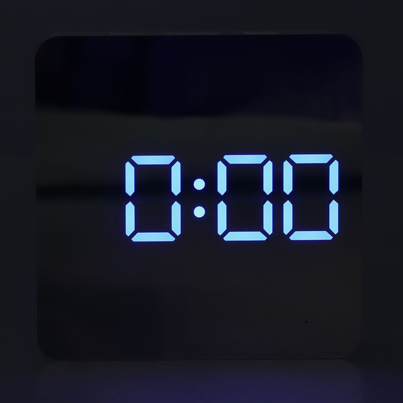 LED Mirror Clock Square Automatic Battery Powered Temperature Smart Clock