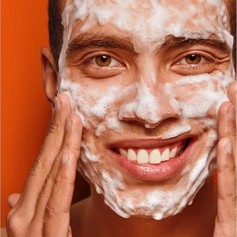 Limpiador Facial Espumoso Essentials Clean & Clear Mixta