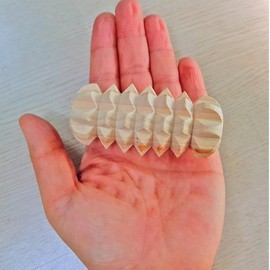 Cylindrical pure cypress tree hand acupressure machine Cypress tree massage Bonggi palm acupressure hand 2ea