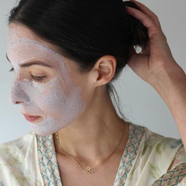 Polvos Mágicos Superfood Skincare POLVOS MÁGICOS Mascarilla de superfoods ENERGY BOOSTER Con maca, rosas y lavanda. Hidratante profundo y rejuvenecedora. Ingredientes orgánicos.