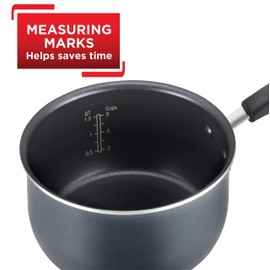 T-fal Signature Nonstick Sauce Pan with Lid 3 Quart Cookware, Pots and Pans, Dishwasher Safe Black