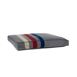 PENDLETON Fleece Napper Dog Bed - Los Ojos, M