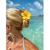 Pinza Para El Cabello Con Forma De Hibisco Amarillo