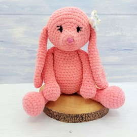 Loki and Lottie the Lop-eared Bunny Crochet Kit (Lottie the Coral Bunny)