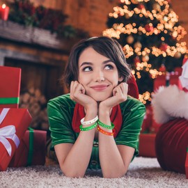 NEBURORA 48pcs Christmas Silicone Bracelet 8 Style Rubber Wristband Xmas Pattern Wrist Band for Merry Christmas Theme Party Decor Supplies