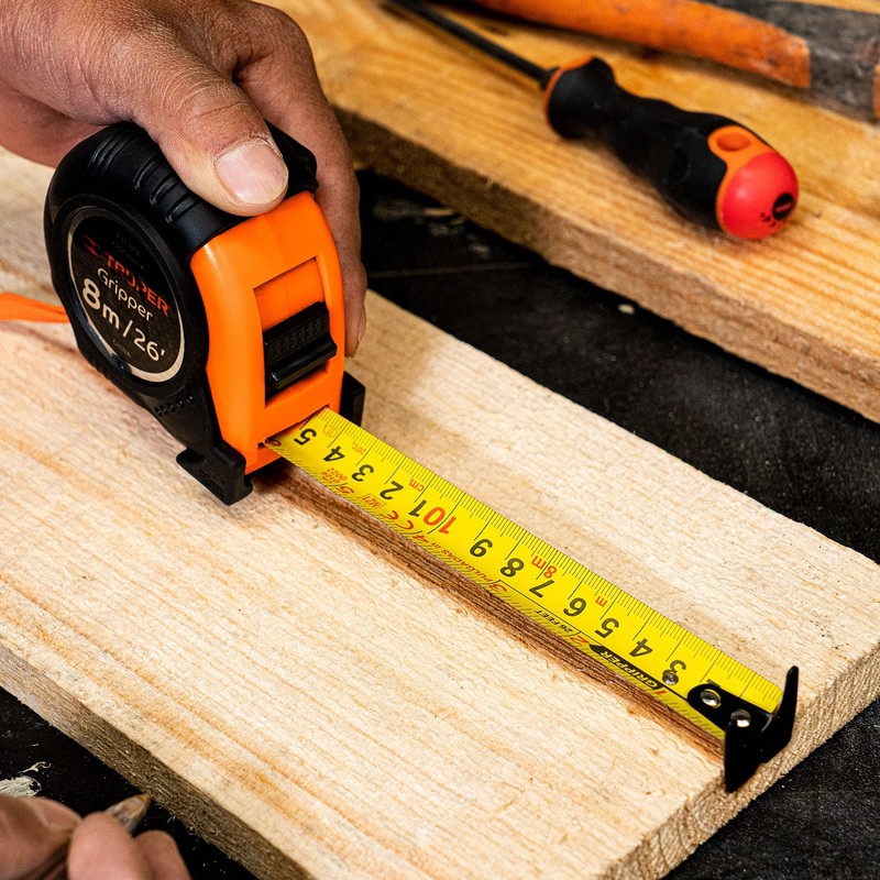 Truper FH-8M, Flexómetro Gripper, contra impacto, 8 m, cinta 25
