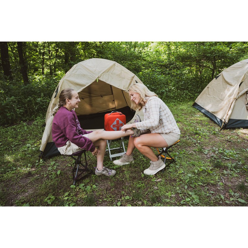 ALPS Mountaineering First Aid Carrier