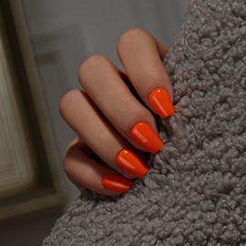 KQueenest Press on Nails Kurz mit Kleber – Sheer Neon Orange Nägel zum Aufkleben Kurz Sarg, Einfarbig Ballerina Fake Nails Hell Orange, Künstliche Nägel Set für Frauen & Mädchen, 30 Stück