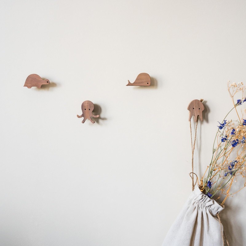 PLT Sea Animals Wall Hook Made of Untreated Walnut Wood