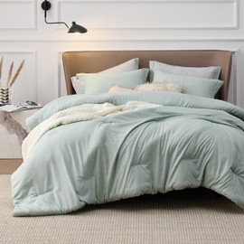 Bedsure Queen Comforter Set - Sage Green Comforter Queen Size, Soft Bedding for All Seasons, Cationic Dyed Bedding Set, 3 Pieces, 1 Comforter (90"x90") and 2 Pillow Shams (20"x26"+2")